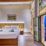 Ξενοδοχείο Doms Boutique Living 4*