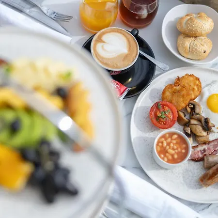 Doms Boutique Living 4* Меллиеха