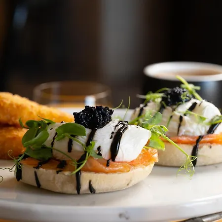 Doms Boutique Living 4*