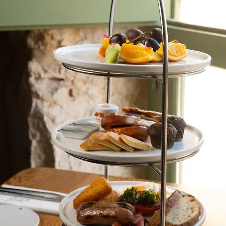 Doms Boutique Living