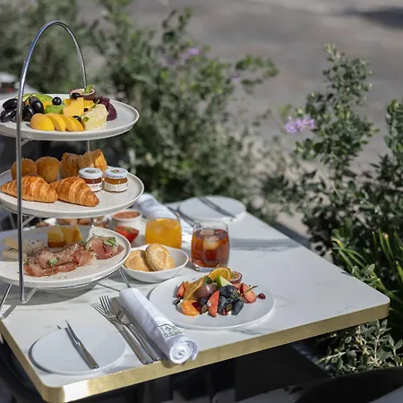 Doms Boutique Living Szálloda