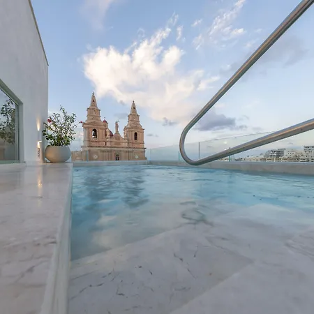 ホテル Doms Boutique Living 4*