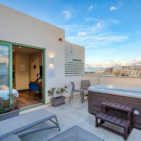Doms Boutique Living Otel 4*