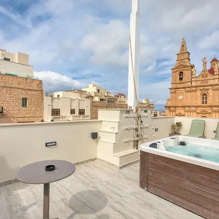 Doms Boutique Living 4*
