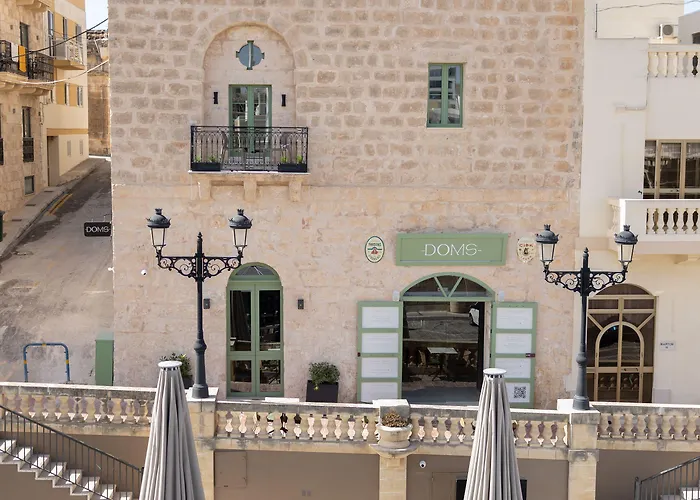 Doms Boutique Living Hotel 4*